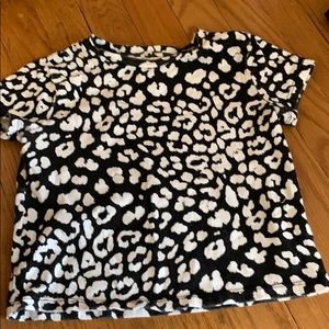 black and white cropped tee